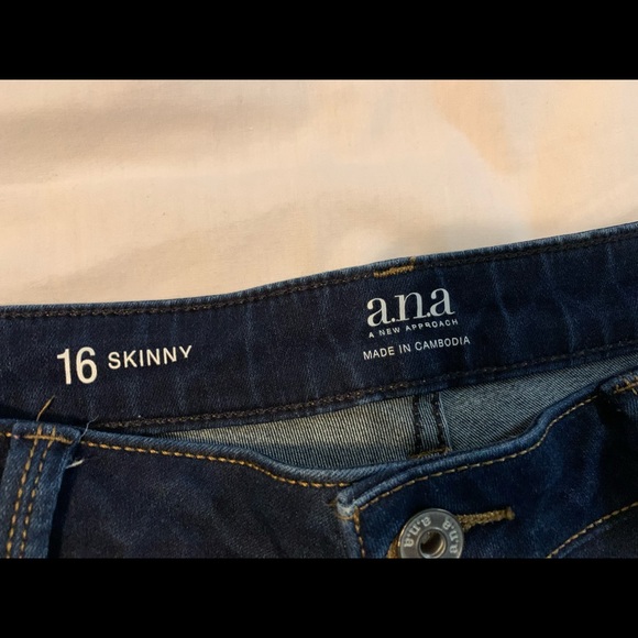 a.n.a. Skinny Jeans size 16 - Picture 3 of 6